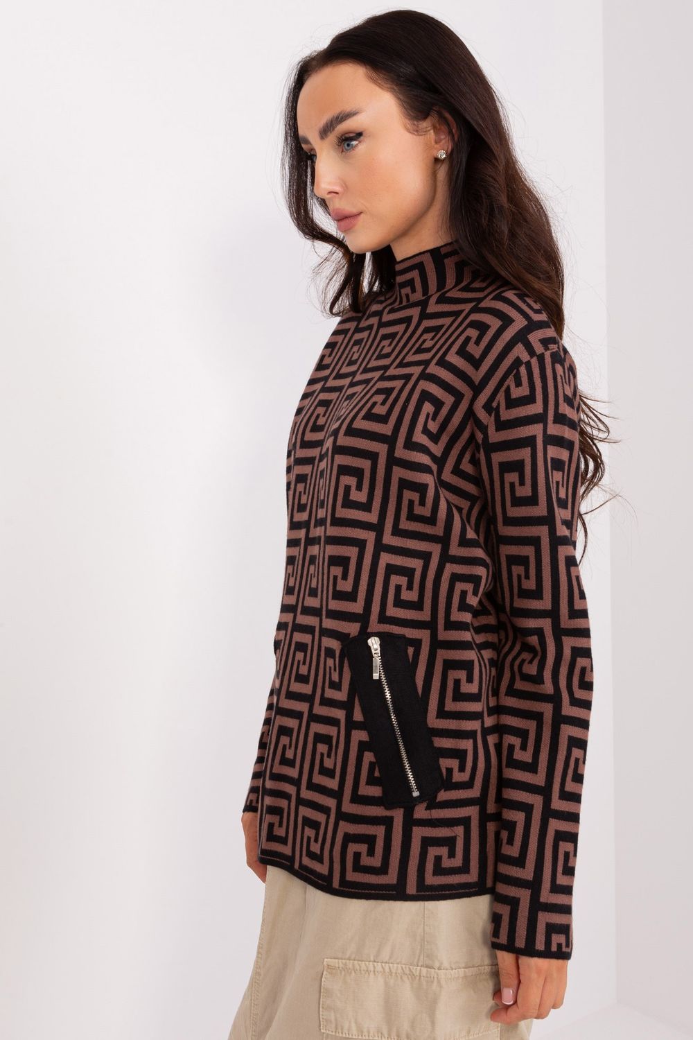 Sweter Damski Model AT-SW-2341.00P Brown - AT - obrazek 2