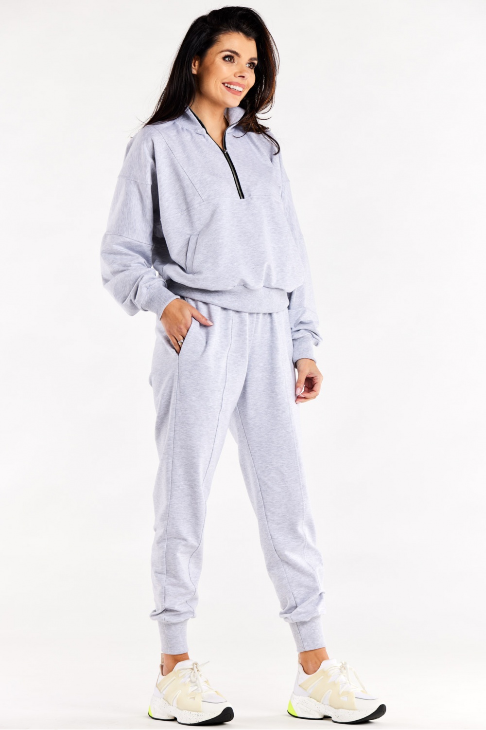 Spodnie Dresowe Model M317 Grey - Infinite You - obrazek 2