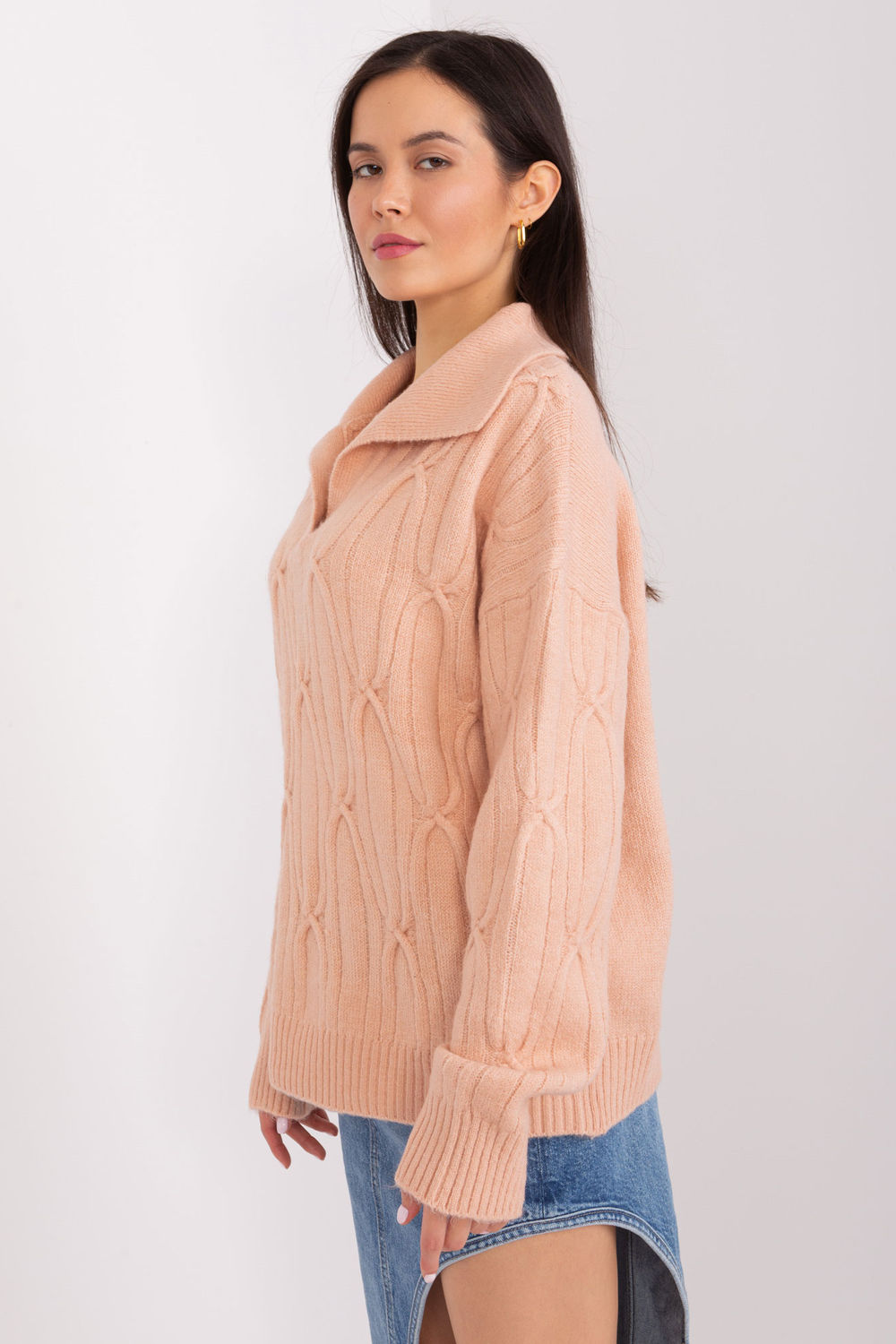 Sweter Damski Model AT-SW-2349-2.96 Brzoskwinia - AT - obrazek 3