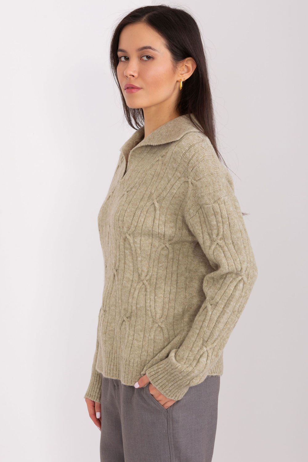Sweter Damski Model AT-SW-2349-2.27 Khaki - AT - obrazek 2