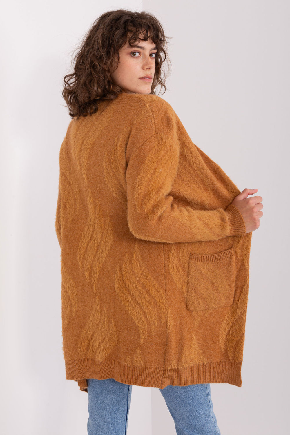 Sweter Kardigan Model AT-SW-234501.00P Camel - AT - obrazek 3