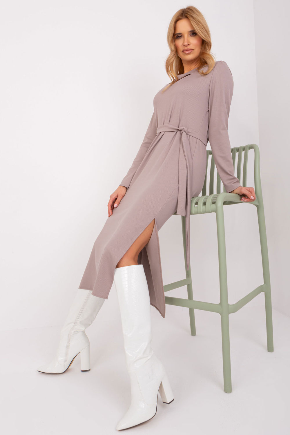 Sukienka Model LK-SK-509447.75P Dark Beige - Lakerta - obrazek 2