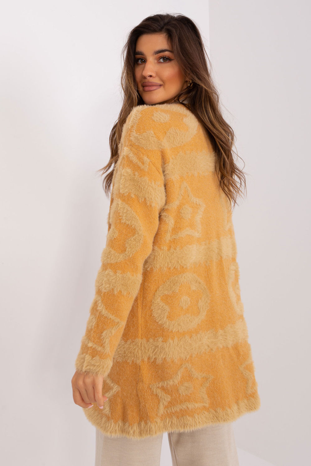 Sweter Kardigan Model AT-SW-234503.00P Camel - AT - obrazek 3