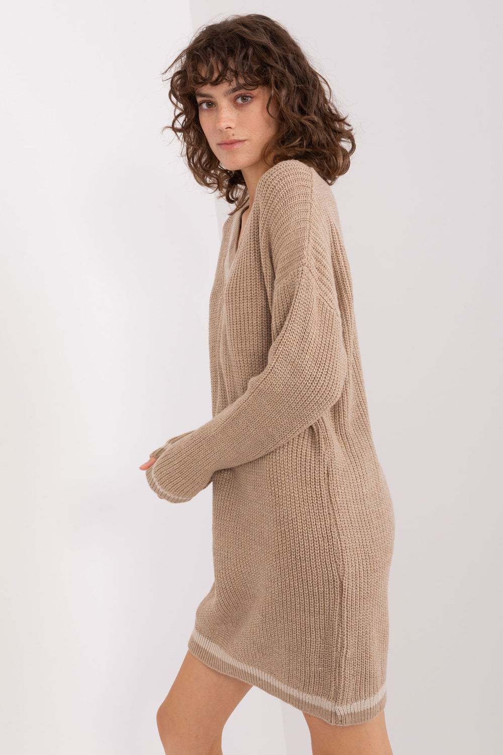 Sukienka Model BA-SK-8023-1.29X Dark Beige - Badu - obrazek 2