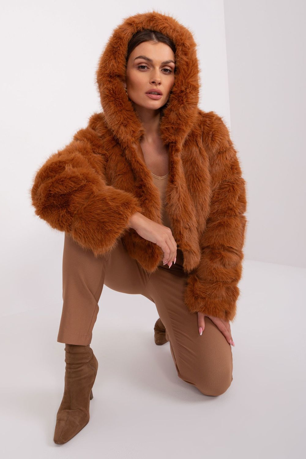Kurtka Damska Model AT-KR-2378.96P Light Brown - AT - obrazek 2