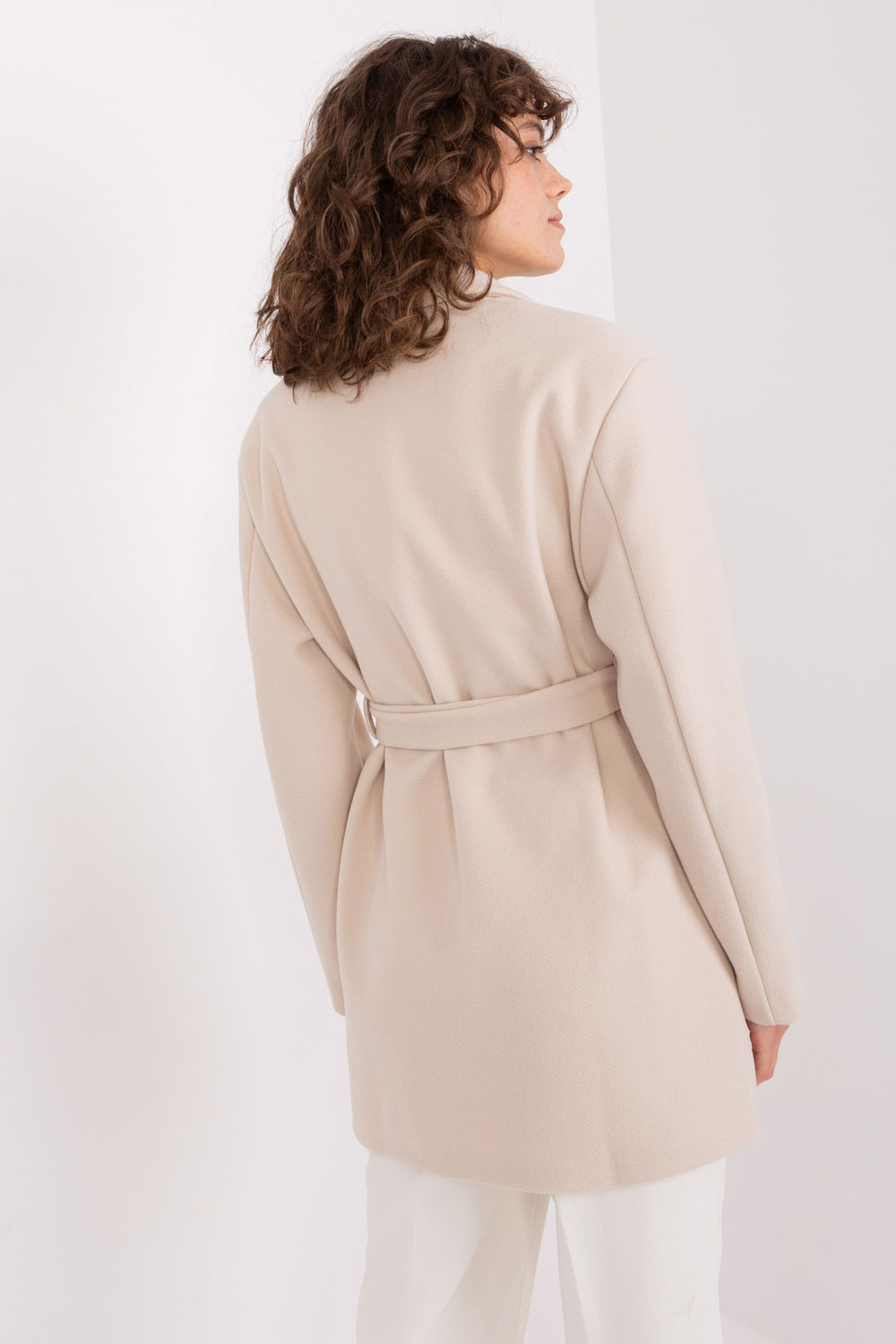 Płaszcz Damski Model TW-PL-BI-2022320.01X Light Beige - Och Bella - obrazek 3