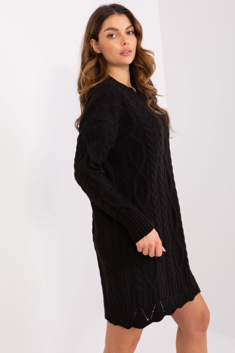 Sukienka Model LC-SK-8012-2.51P Black - Rue Paris - obrazek 2