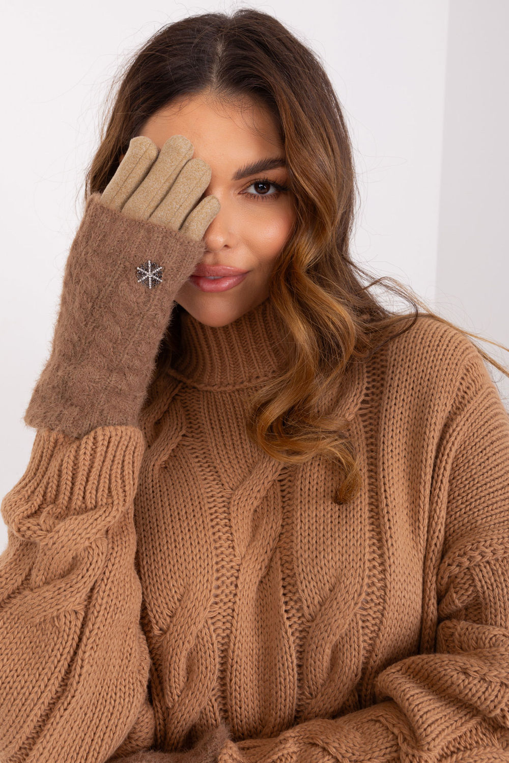 Rękawiczki Model AT-RK-231405.08X Dark Beige - AT - obrazek 4