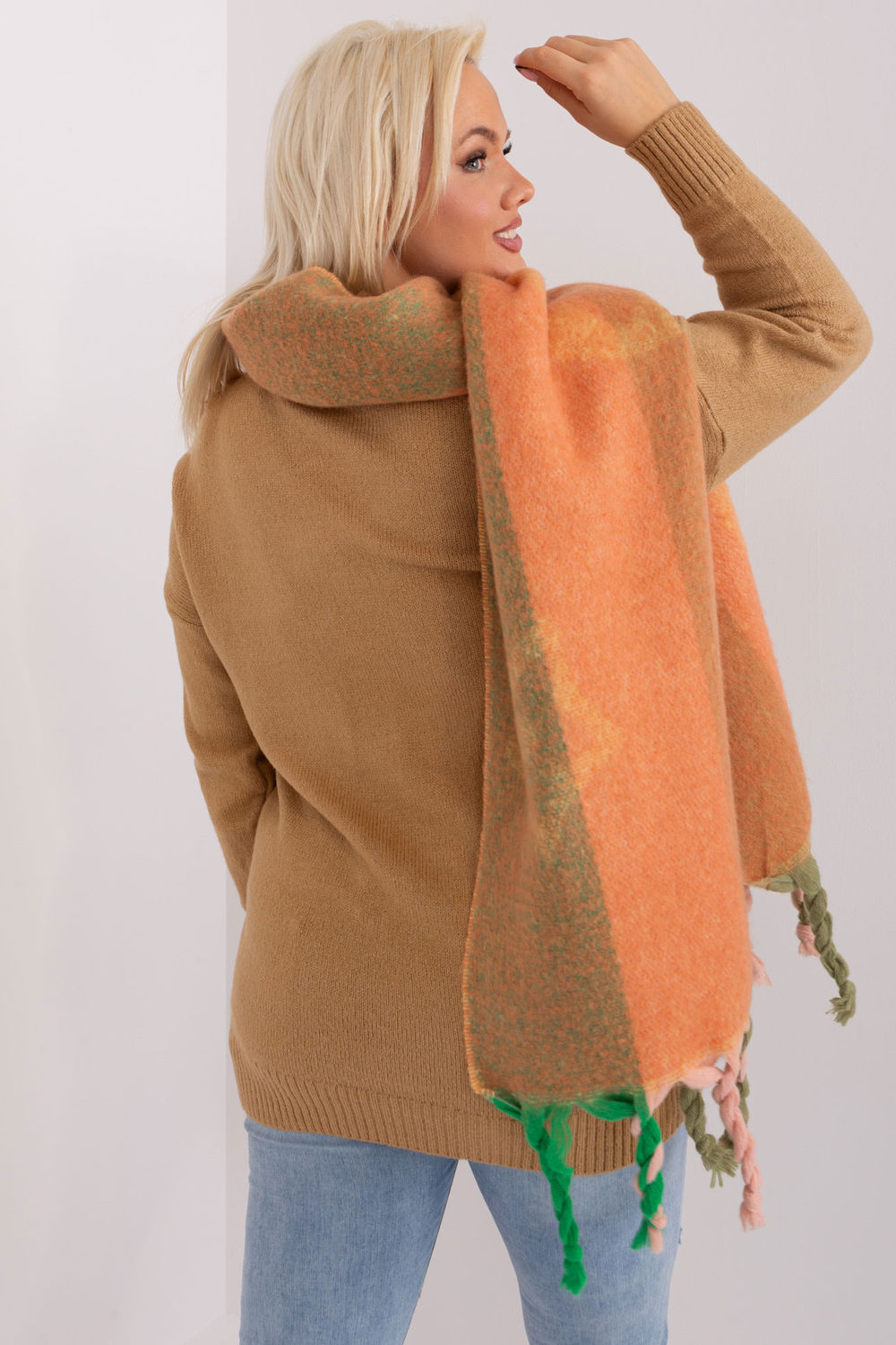 Szalik Model AT-SZ-2316.10P Light Orange - AT - obrazek 3