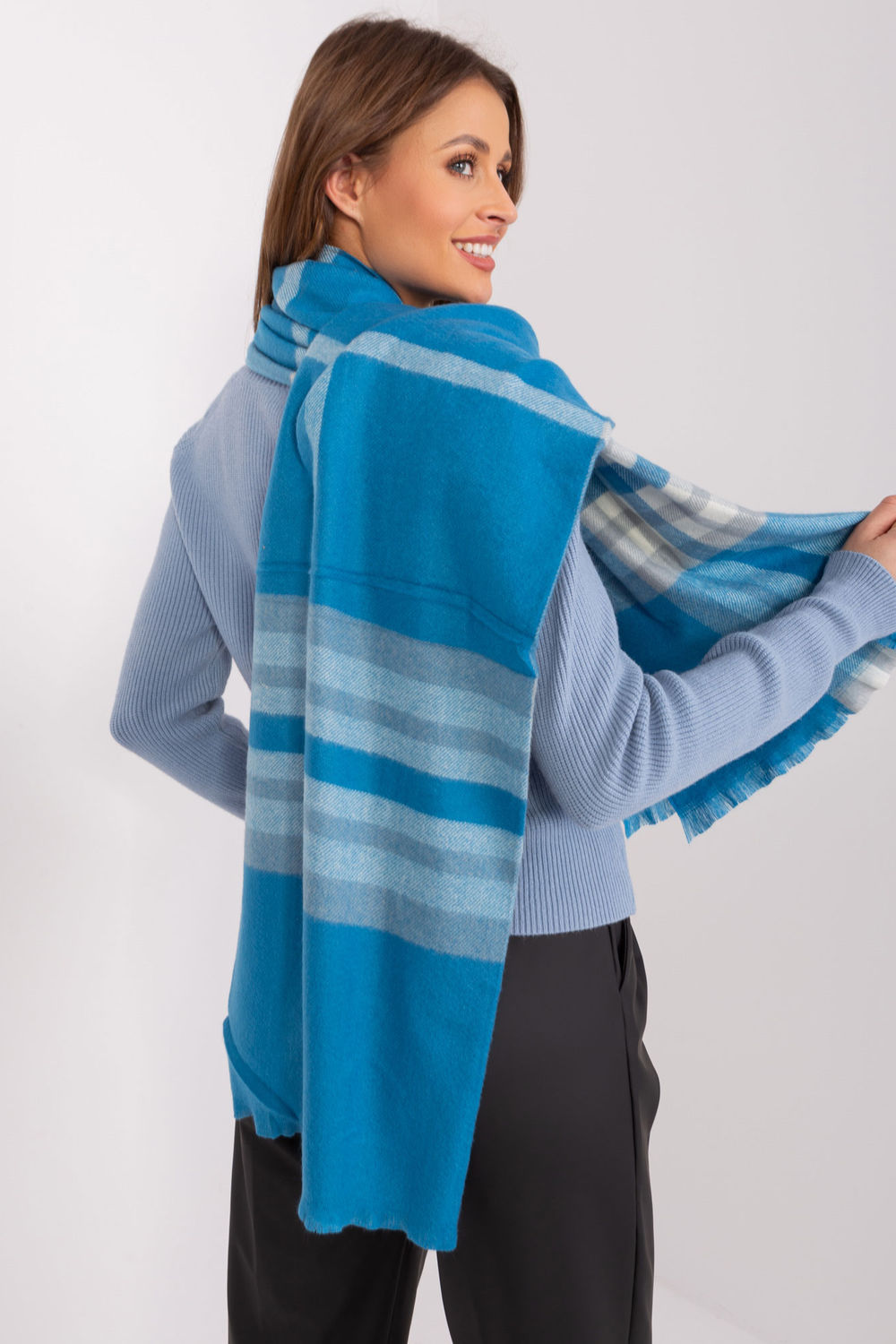 Szalik Model AT-SZ-23125-1.26 Grey/Blue - AT - obrazek 3