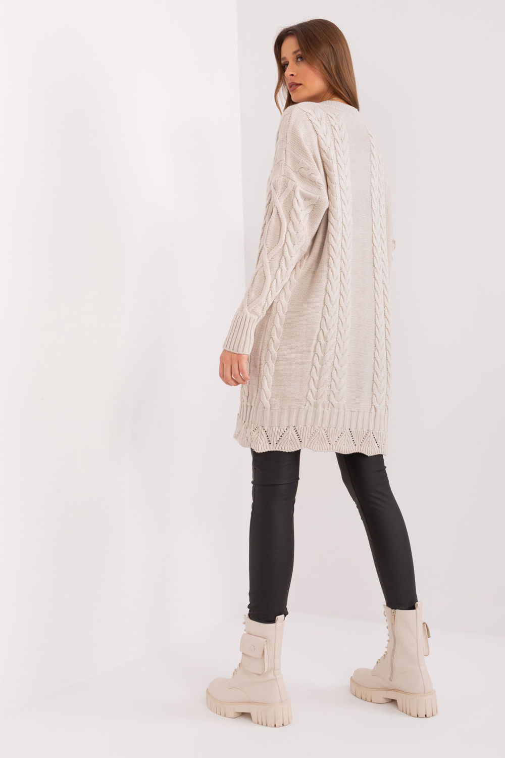 Sukienka Model LC-SK-8012-2.25P Light Beige - Rue Paris - obrazek 3