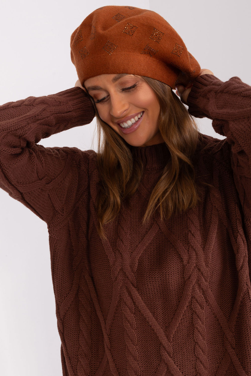 Beret Model AT-CZ-2318.26 Light Brown - AT - obrazek 4