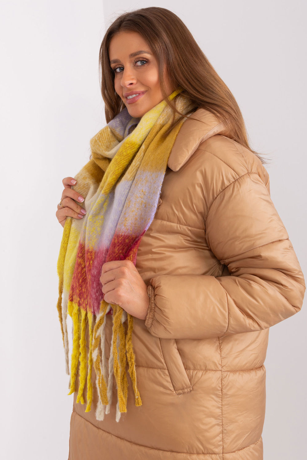 Szalik Model AT-SZ-2311501.90 Yellow - AT - obrazek 2