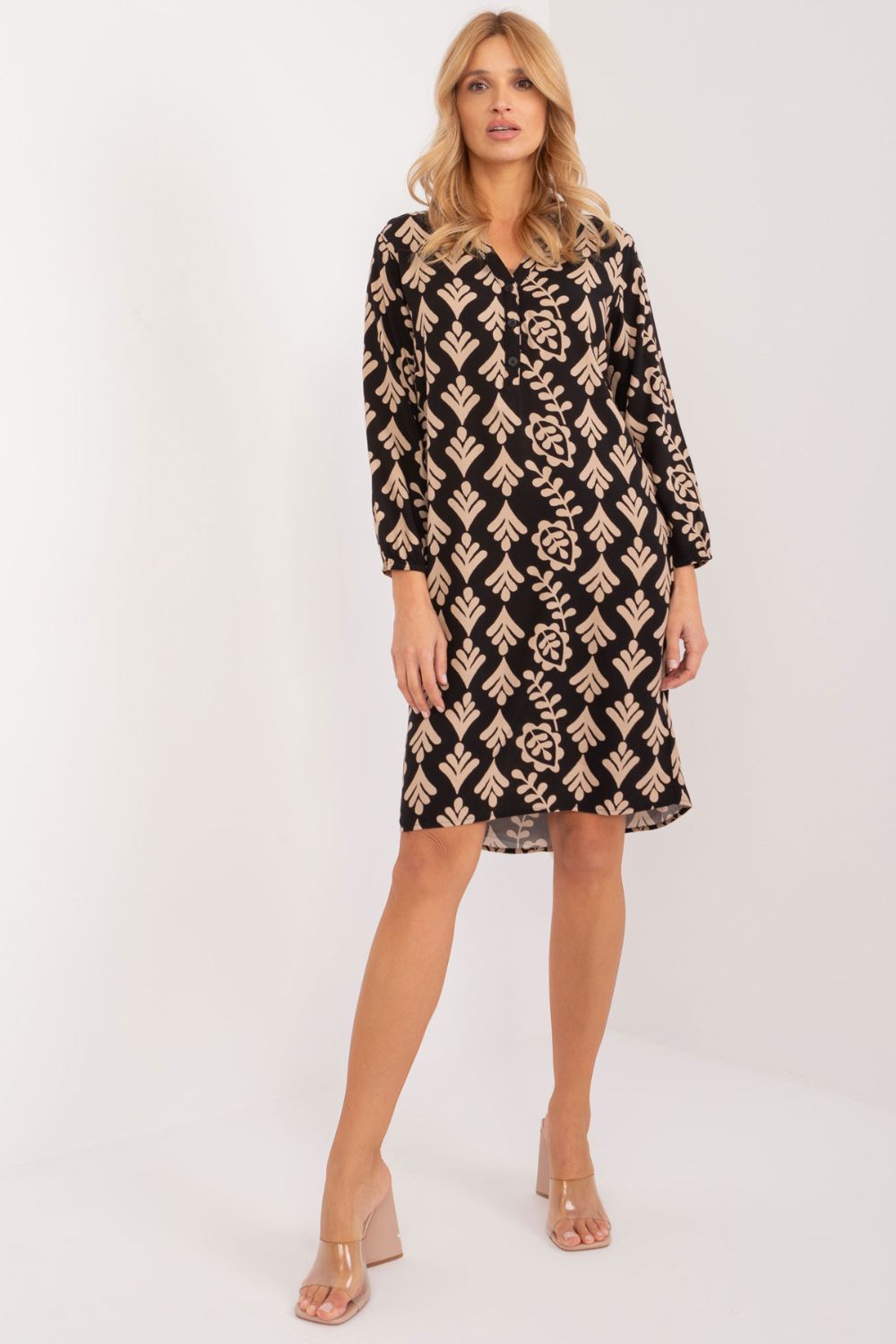 Sukienka Model D73771M30427A Black/Beige - Sublevel - obrazek 3