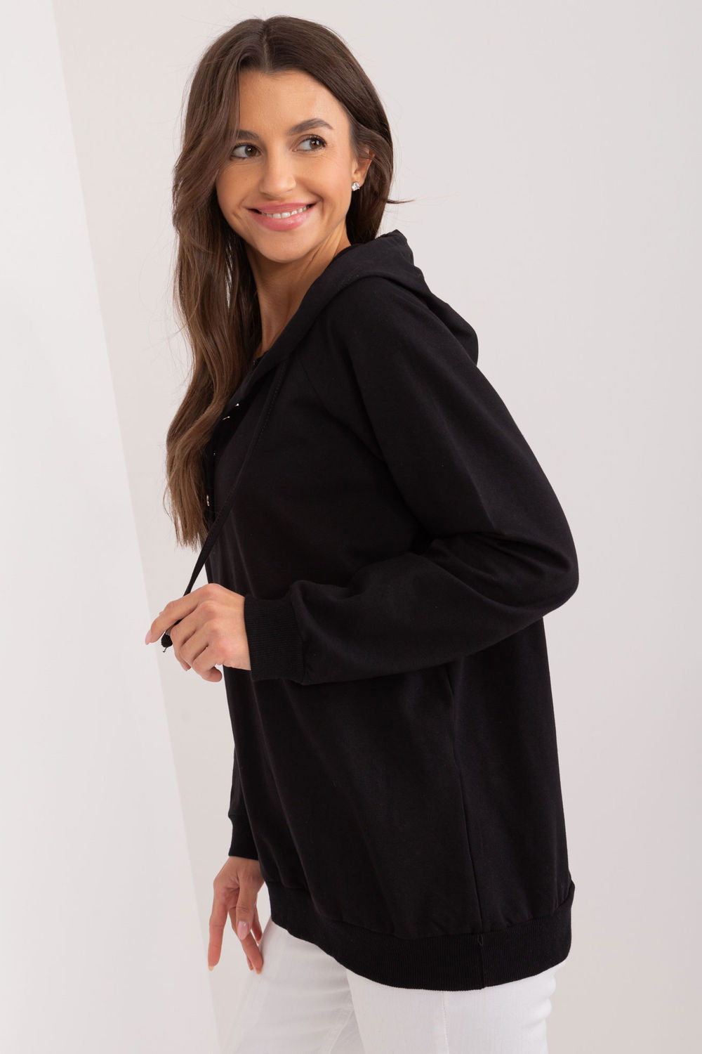 Bluza Damska Model RV-BL-8200.36 Black - Relevance - obrazek 2