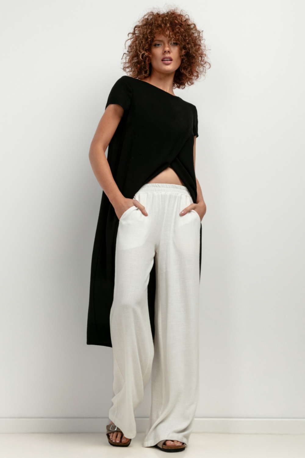 Tunika Model T405 Black - Tessita - obrazek 2