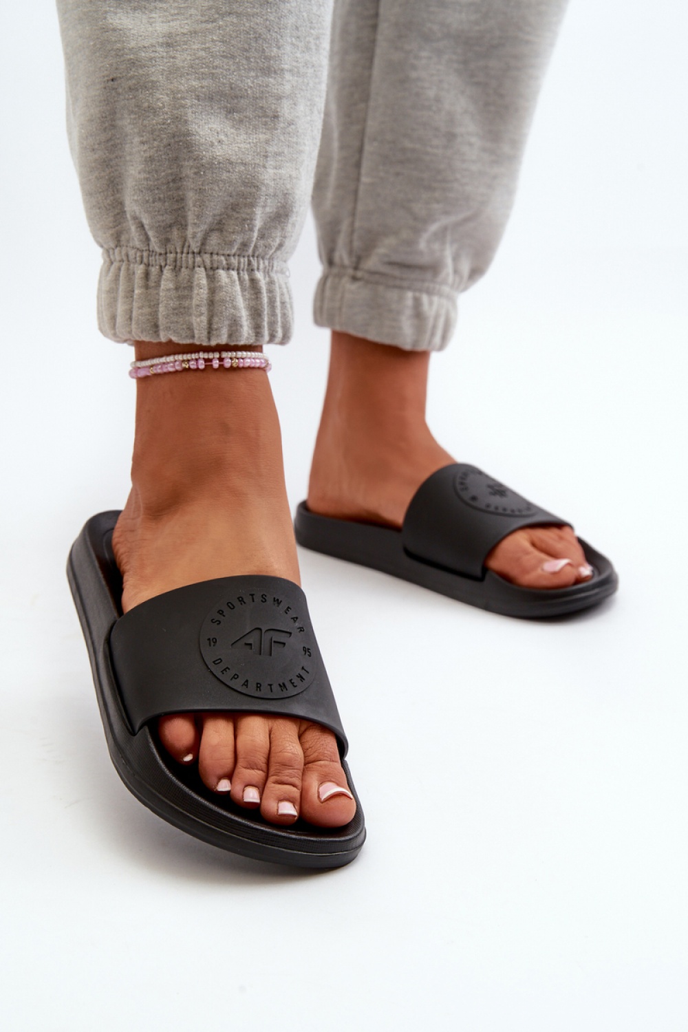 Sandał Klapki Model 4FMM00FFLIF045-20S Black - Step in style - obrazek 3
