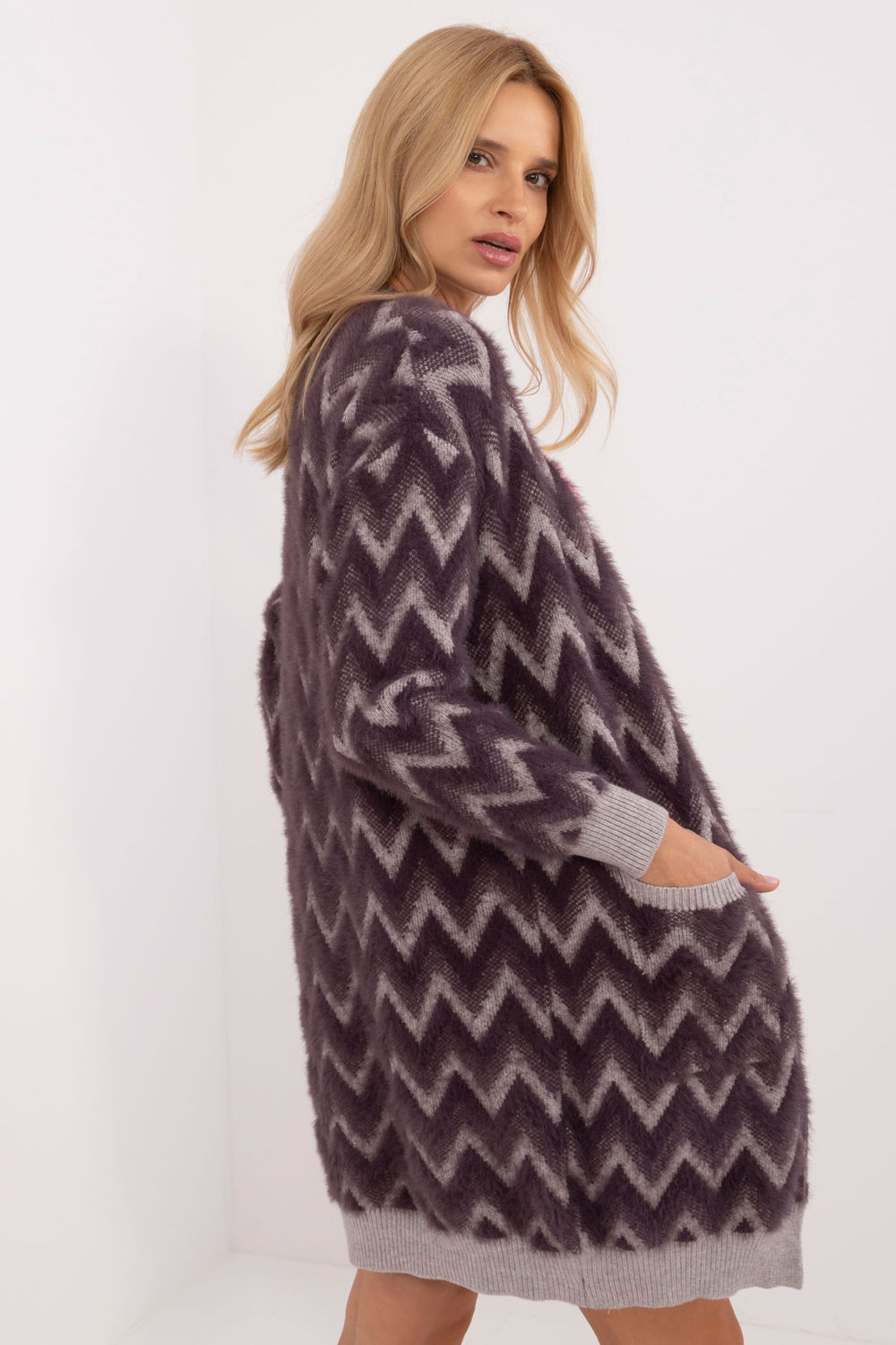 Sweter Kardigan Model AT-SW-2340-A.00 Dark Violet - AT - obrazek 2