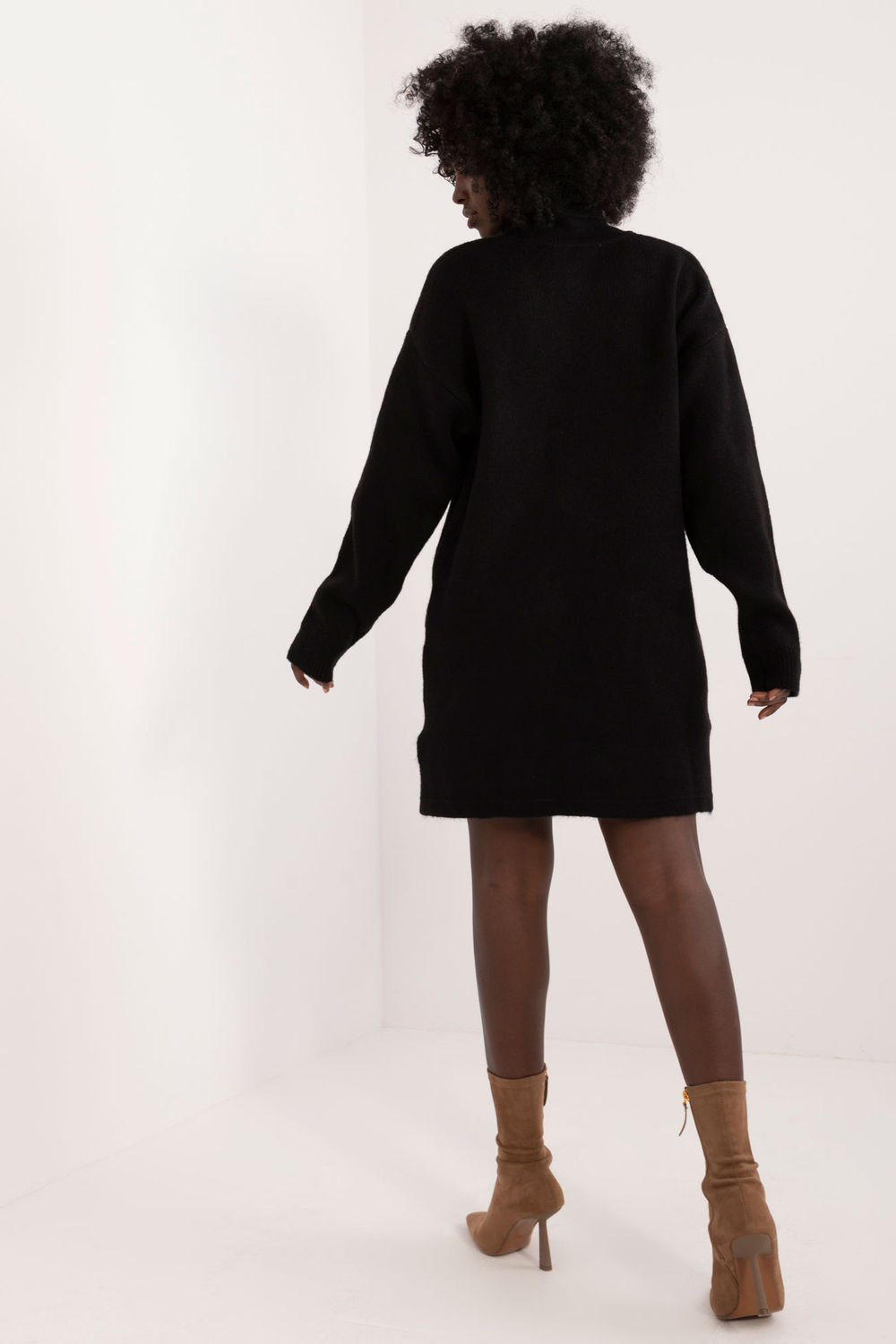 Sukienka Model BA-SK-0547.99 Black - Badu - obrazek 3