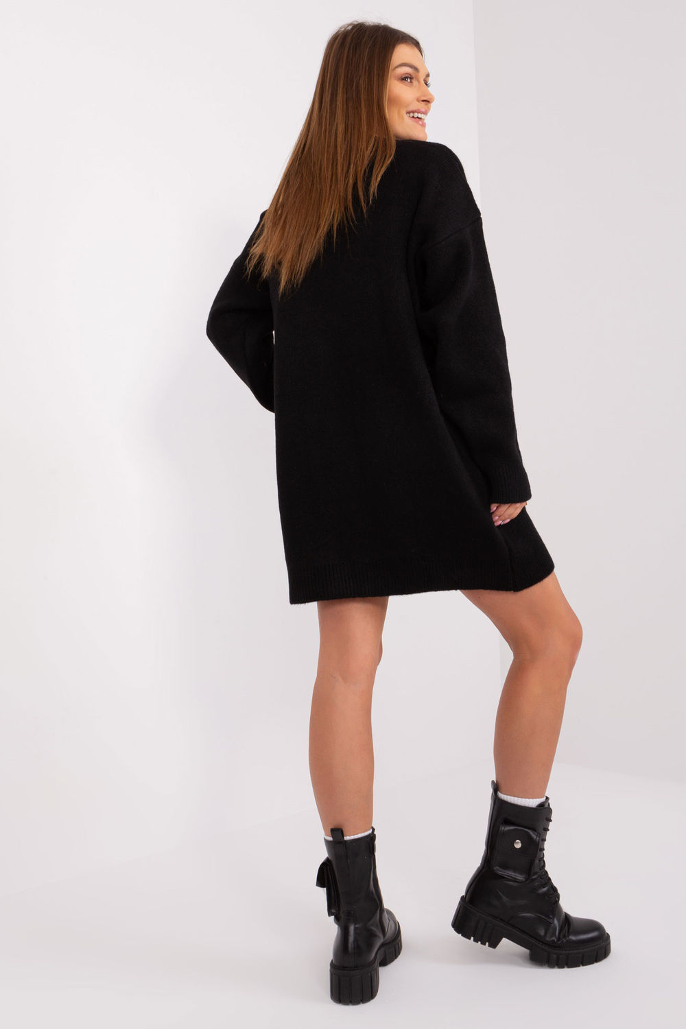 Sukienka Model BA-SK-0568-1.20 Black - Badu - obrazek 3
