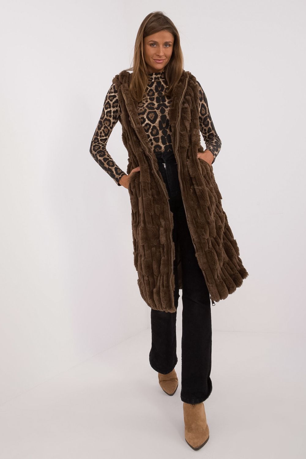 Kamizelka Model AT-KZ-2368-1.08 Dark Brown - AT - obrazek 3