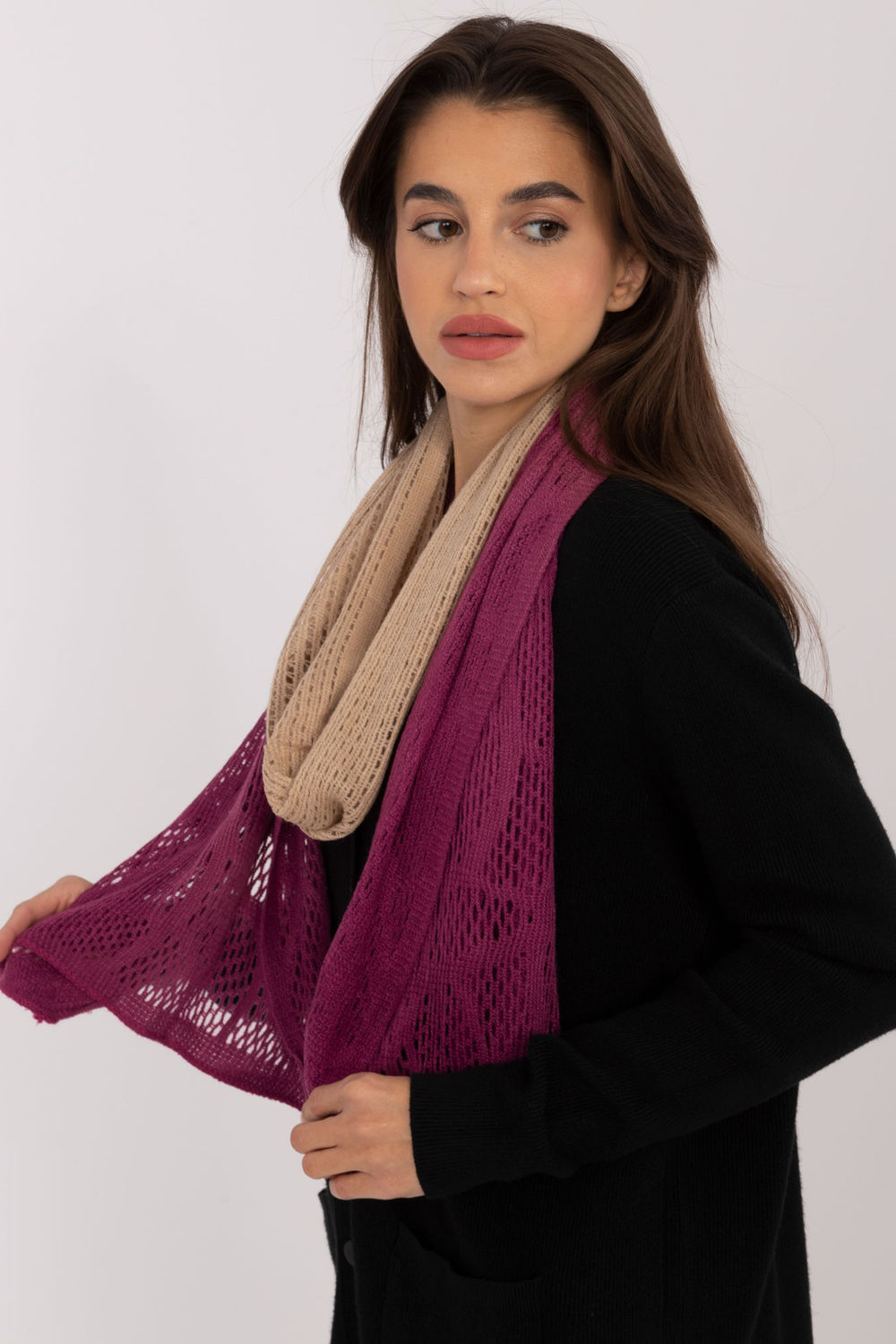 Szalik Model AT-SZ-602.61 Beige - AT - obrazek 2