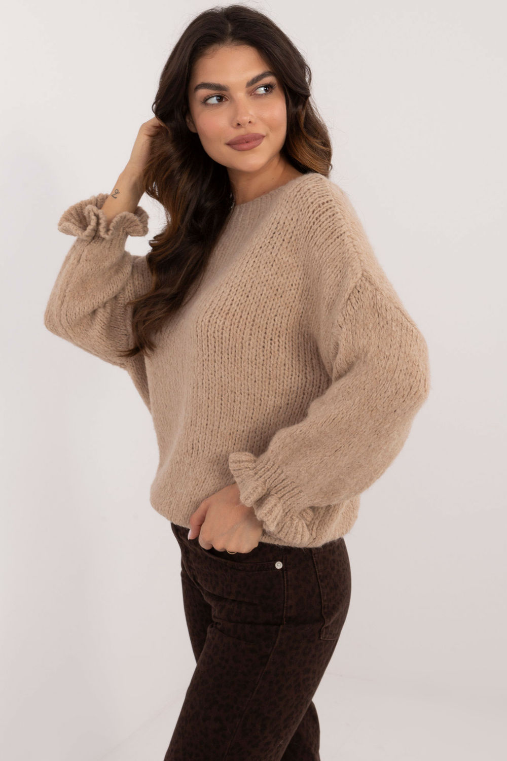 Sweter Damski Model MI-SW-2912.10X Dark Beige - Italy Moda - obrazek 2