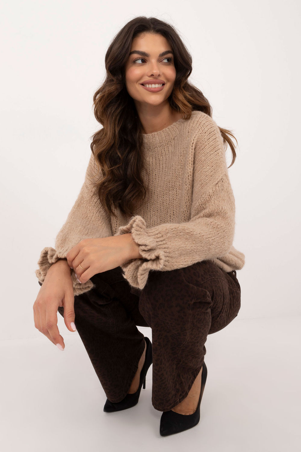 Sweter Damski Model MI-SW-2912.10X Dark Beige - Italy Moda - obrazek 4