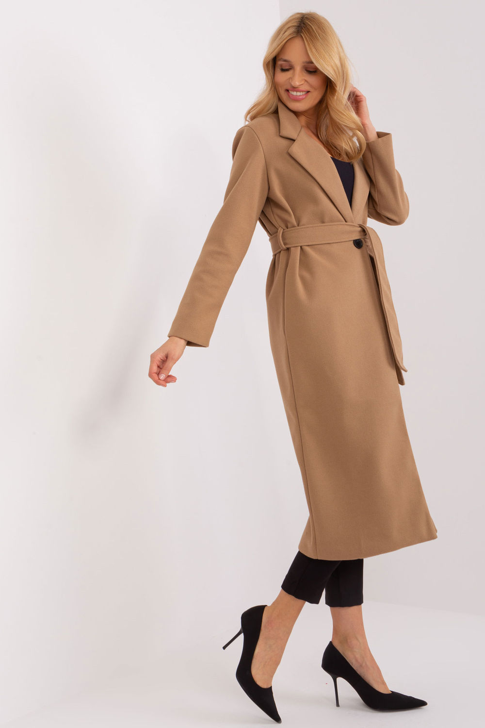 Płaszcz Damski Model TW-PL-BI-5312-1.31 Camel - Och Bella - obrazek 2