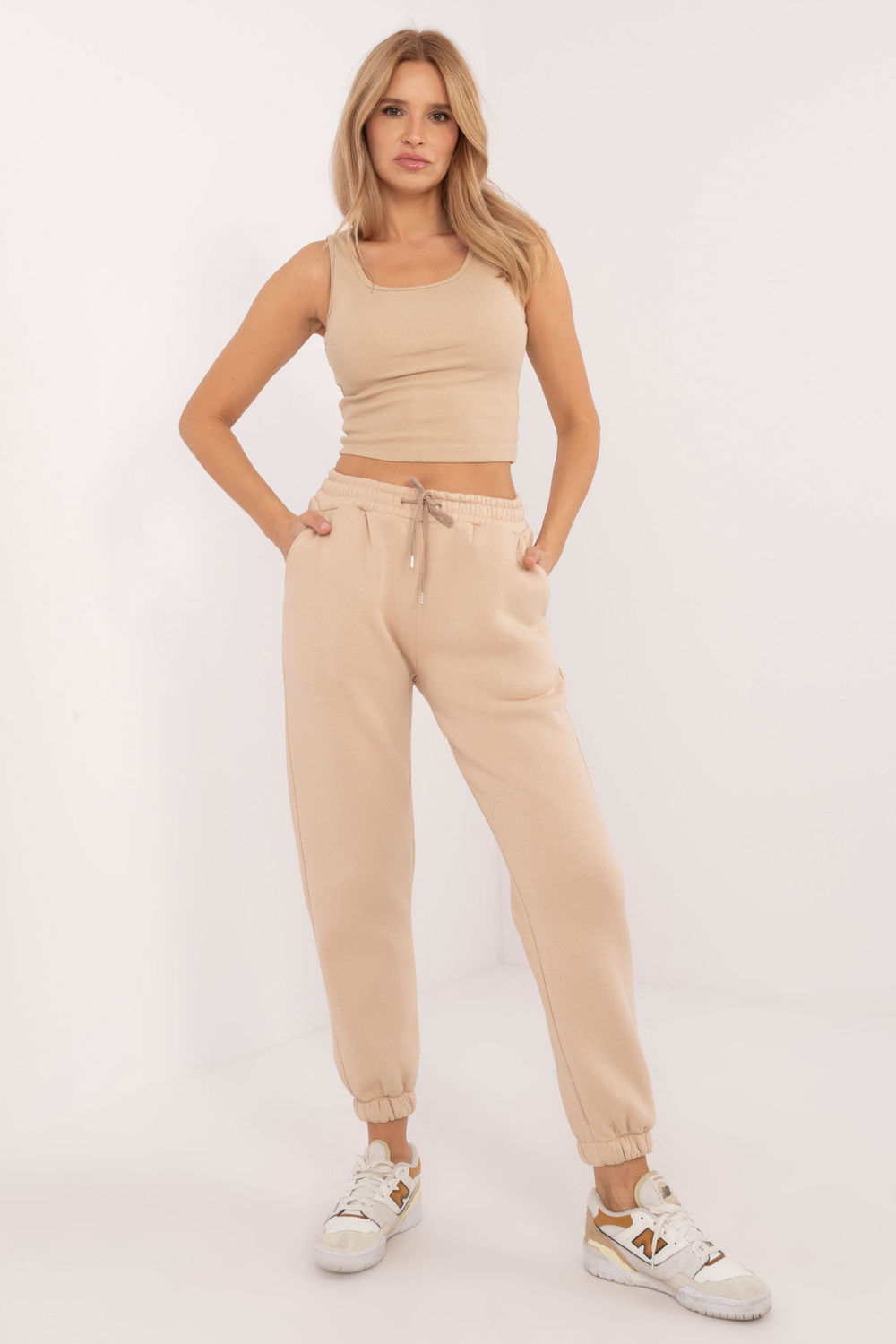 Spodnie Komplet Model EM-KMPL-847.32 Beige - Factory Price - obrazek 2