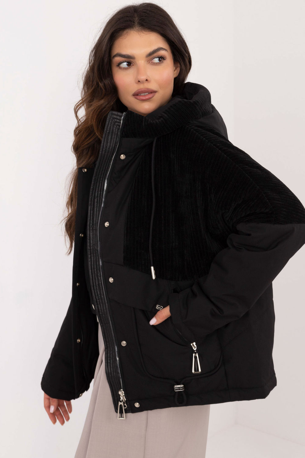Kurtka Damska Model MBM-KR-AJ218.42 Black - MBM - obrazek 2