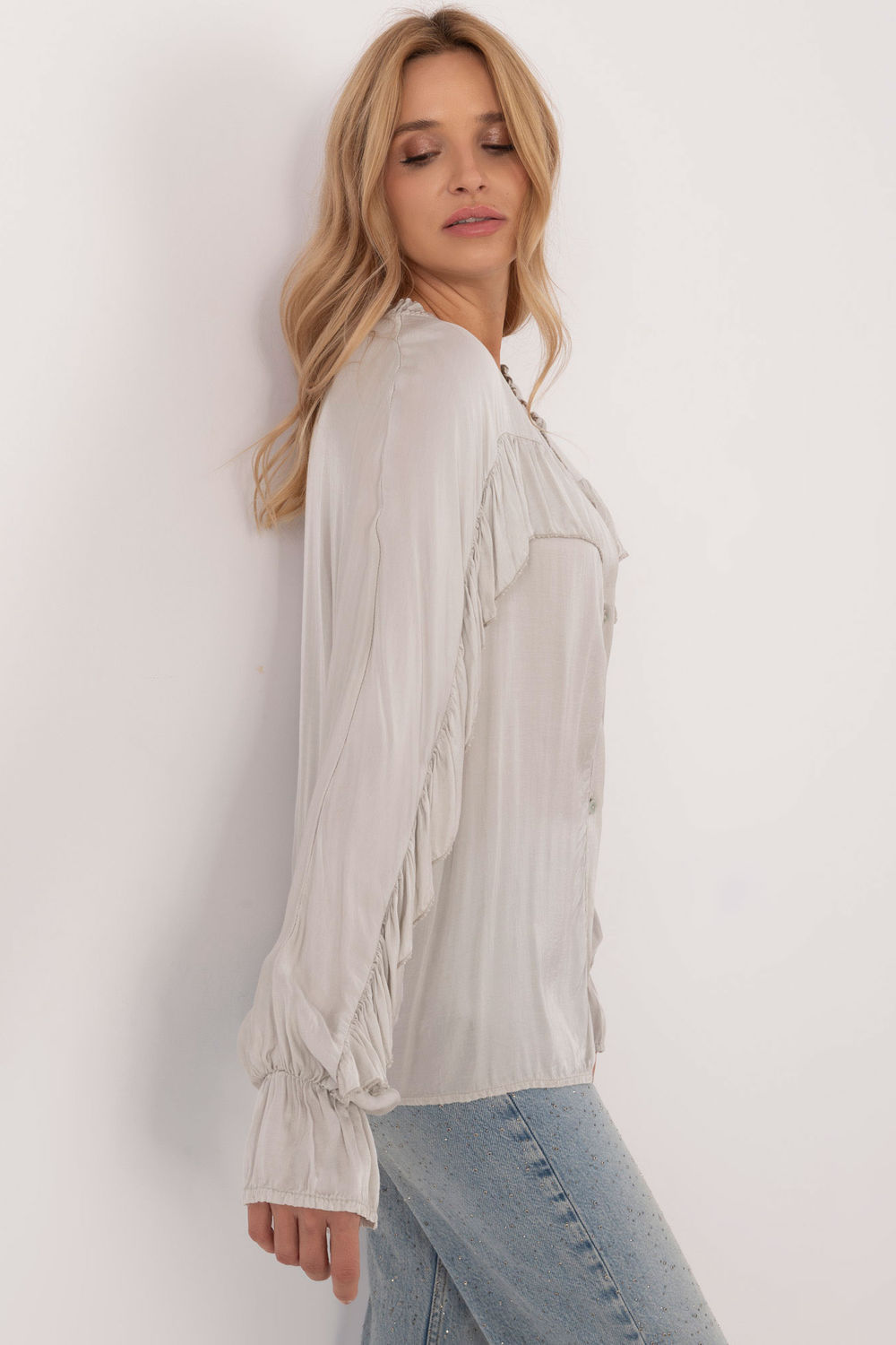 Koszula Damska Model TW-KS-BI-12022.16P Light Grey - Och Bella - obrazek 2