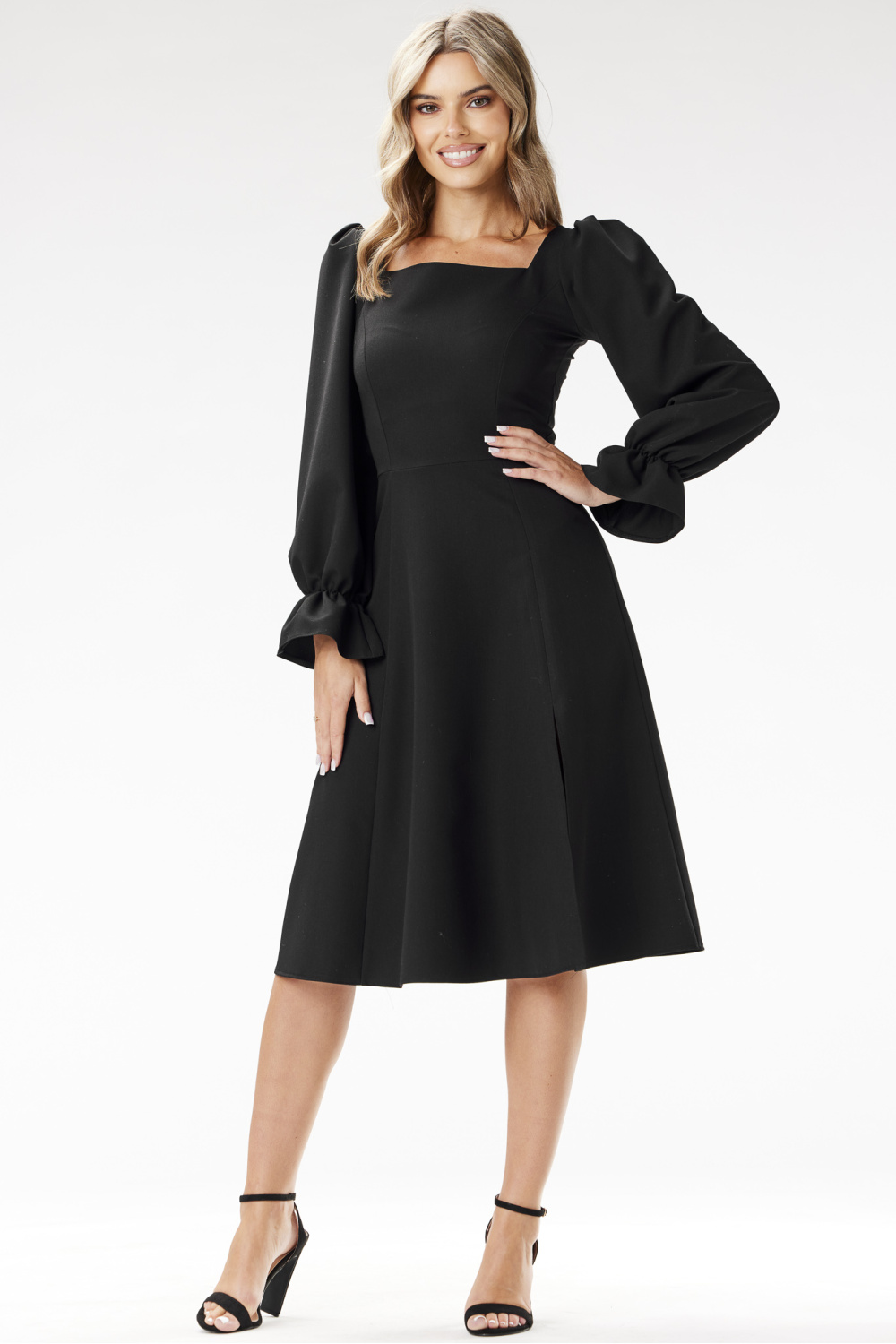 Sukienka Model A695 Black - awama - obrazek 2