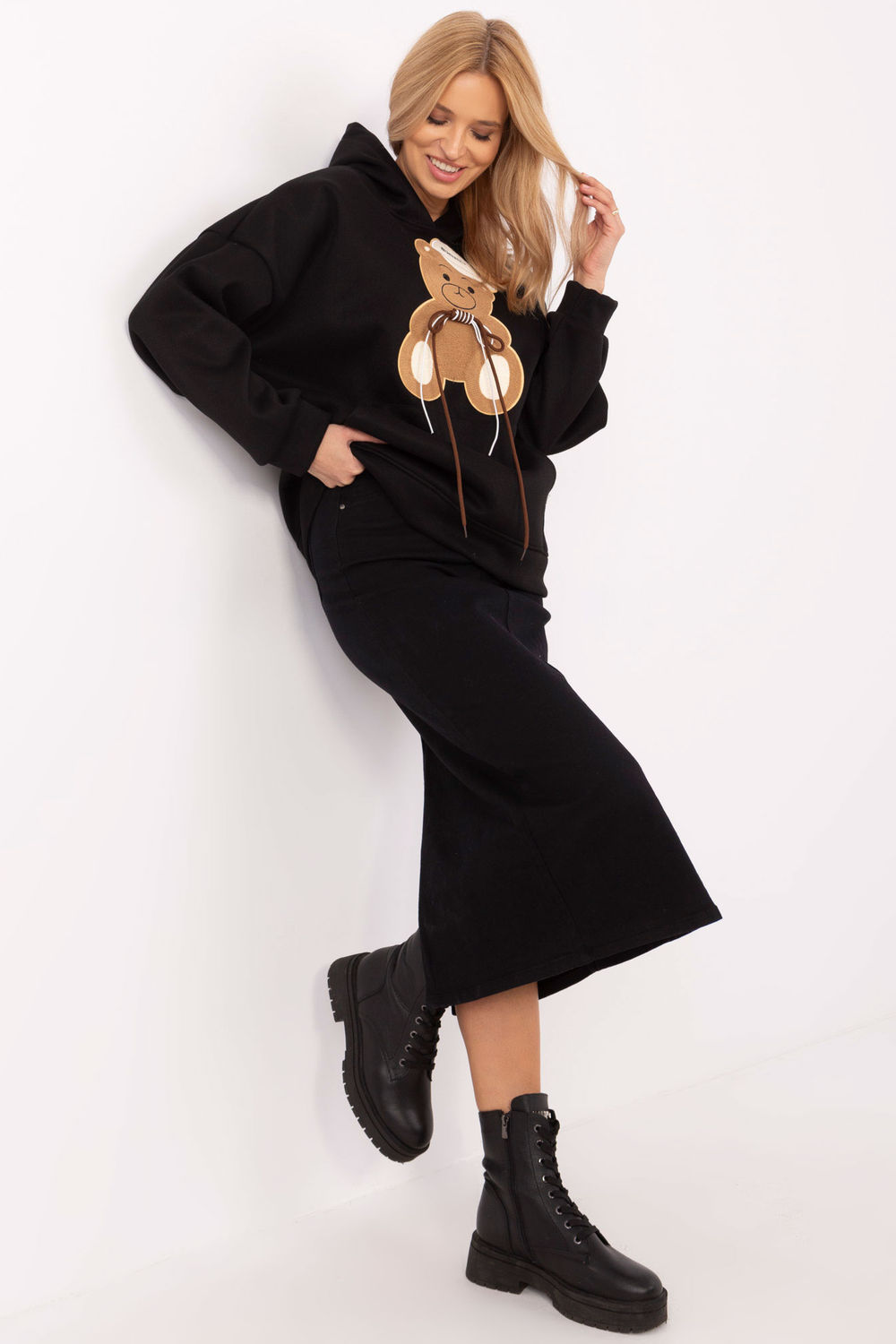 Bluza Damska Model DHJ-BL-A8695.65P Black - Italy Moda - obrazek 2