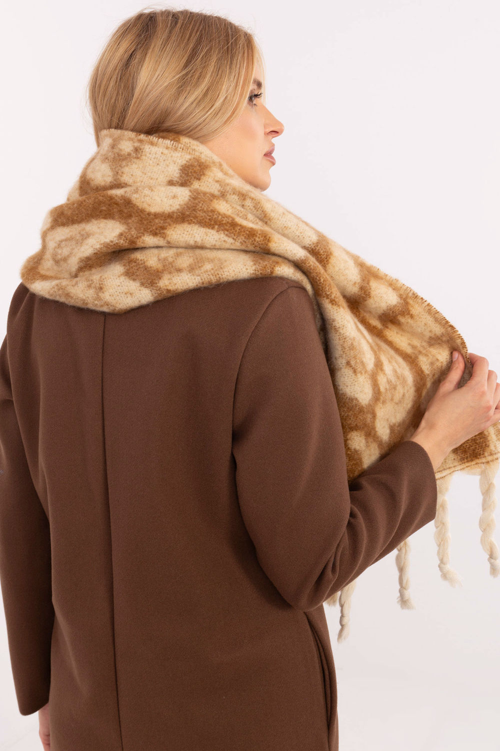Szalik Model AT-SZ-416.31P Beige - AT - obrazek 3