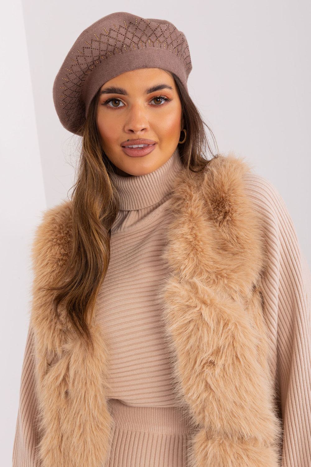 Beret Model AT-CZ-231605.21P Brown - AT