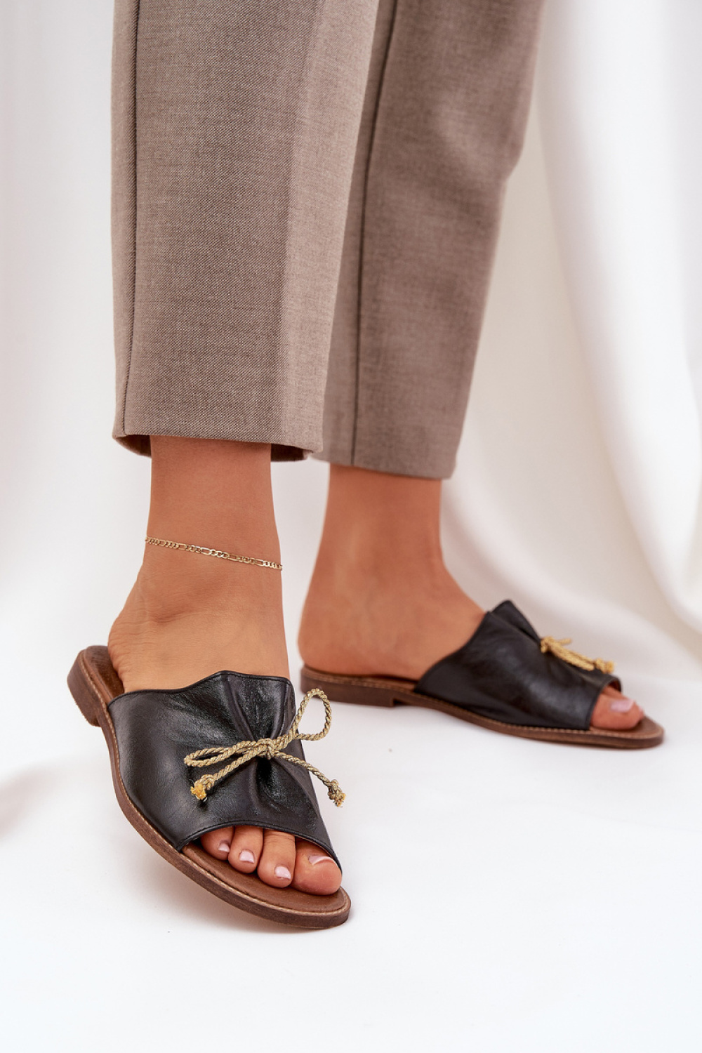 Sandał Klapki Model Lewski 3572 Black - Step in style