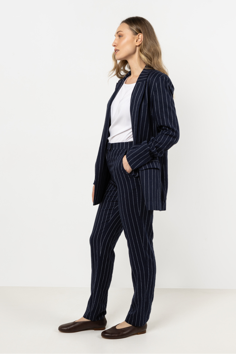Spodnie Damskie Model A726 Navy - awama - obrazek 2
