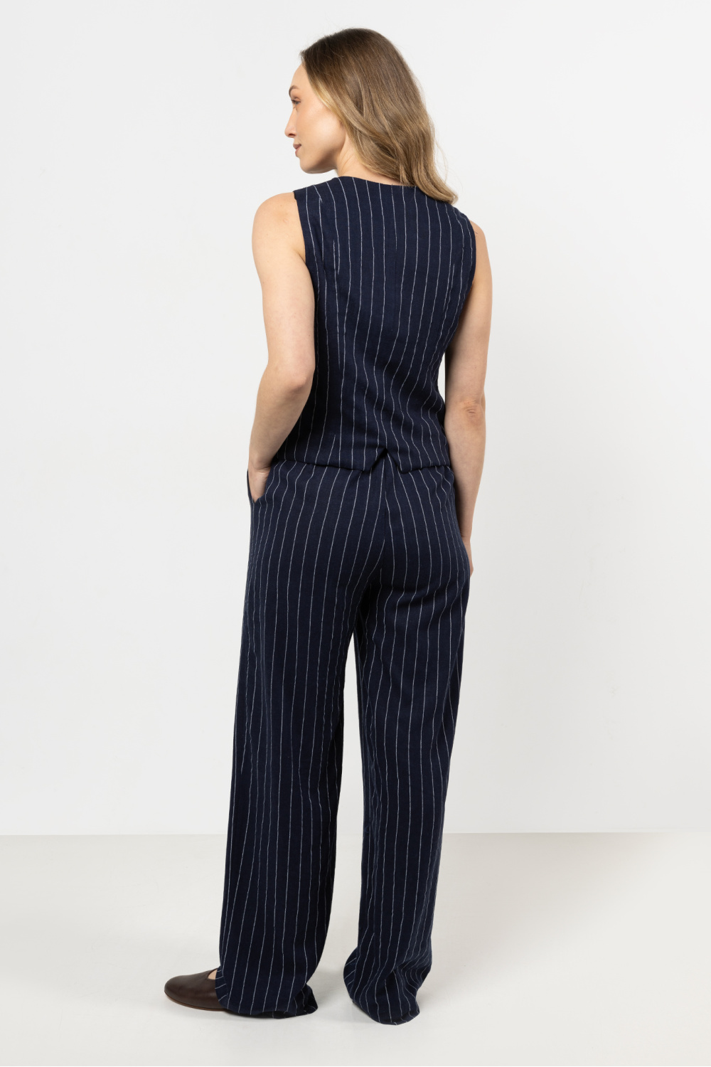 Spodnie Damskie Model A725 Navy - awama - obrazek 3