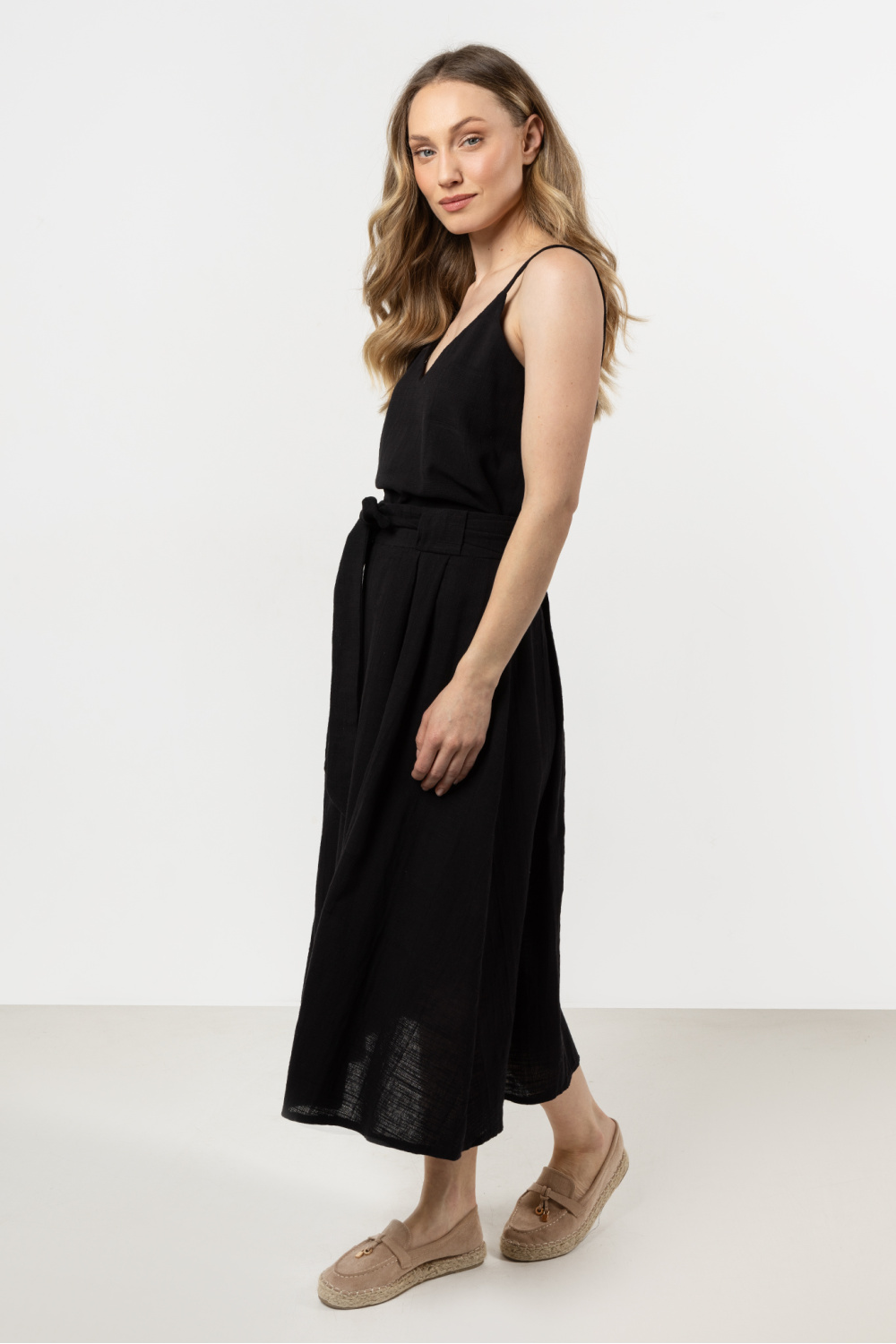 Spódnica Model A723 Black - awama - obrazek 2