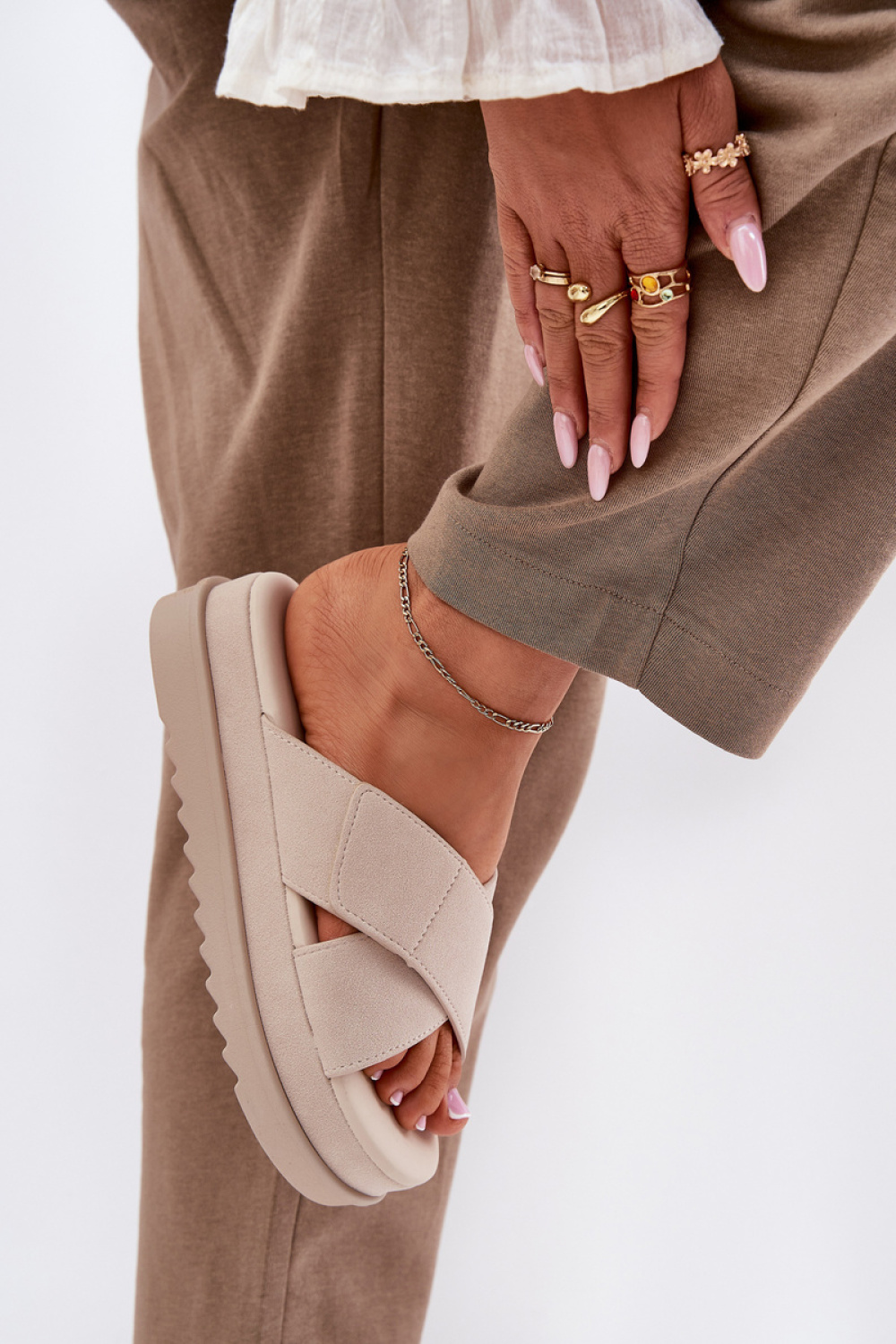 Sandał Klapki Model Rinasara PL365 Beige - Step in style - obrazek 3