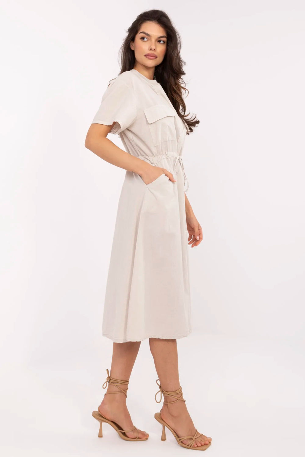 Sukienka Model MI-SK-109898.68 Beige - Italy Moda - obrazek 2