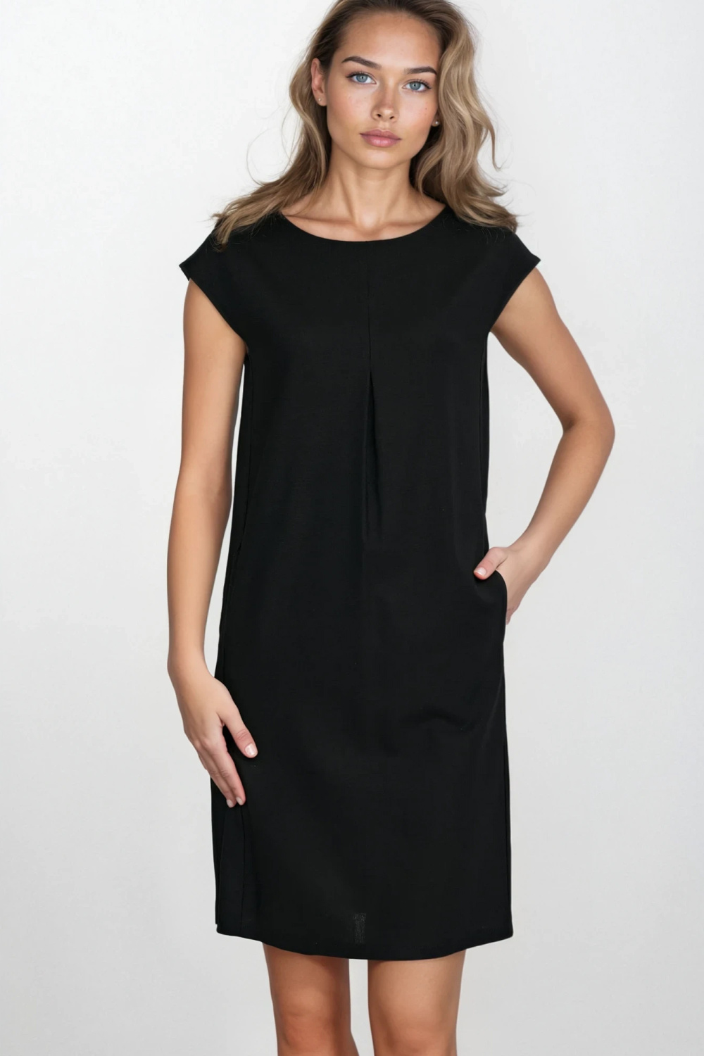 Sukienka Luźna sukienka z rayonu S271 Black - Nife