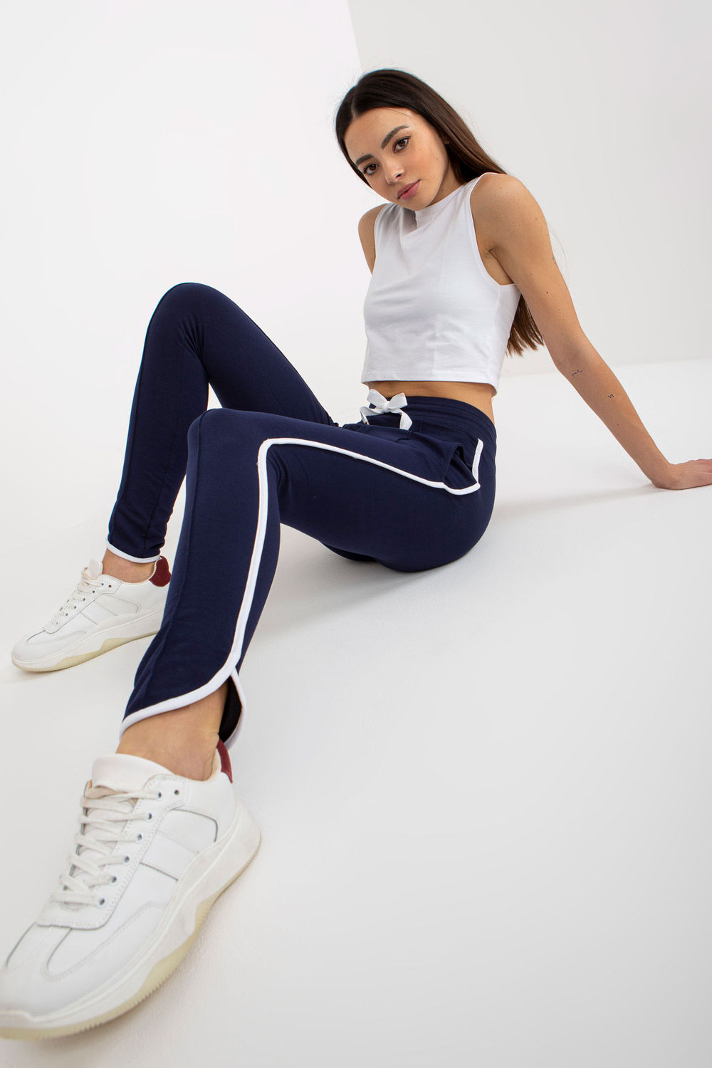 Spodnie Dresowe Model LO-DR-LK-239.14 Navy - Rue Paris - obrazek 2