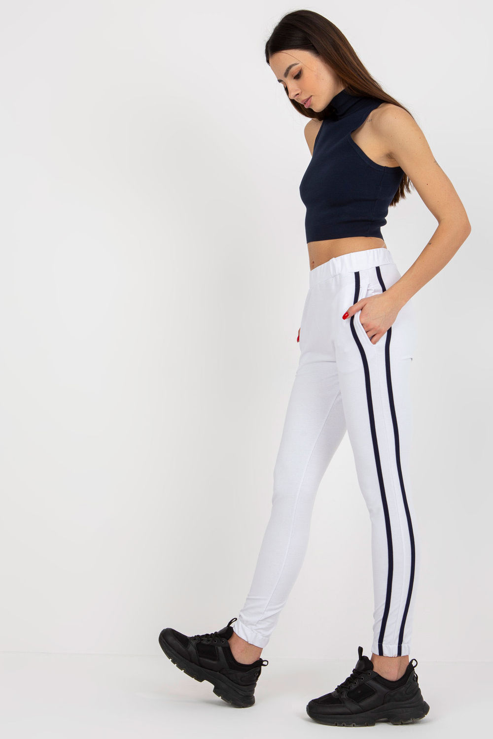 Spodnie Dresowe Model LO-DR-LK-238.09 White - Rue Paris - obrazek 2