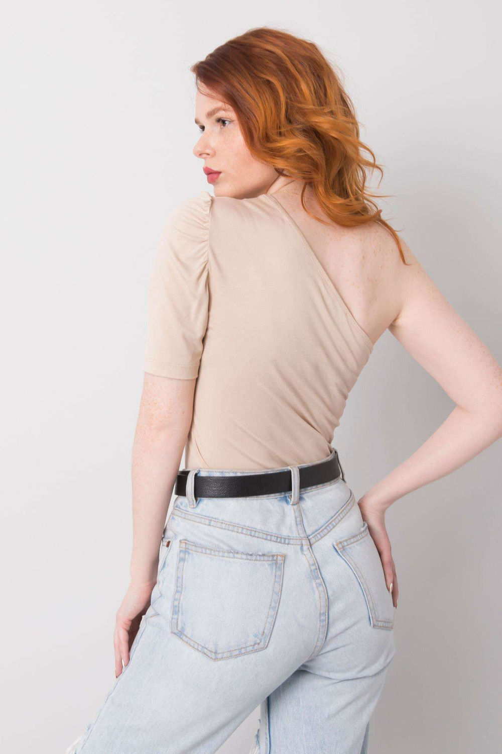 Bluzka Model 95-BZ-190101.21P Light Beige - Rue Paris - obrazek 3