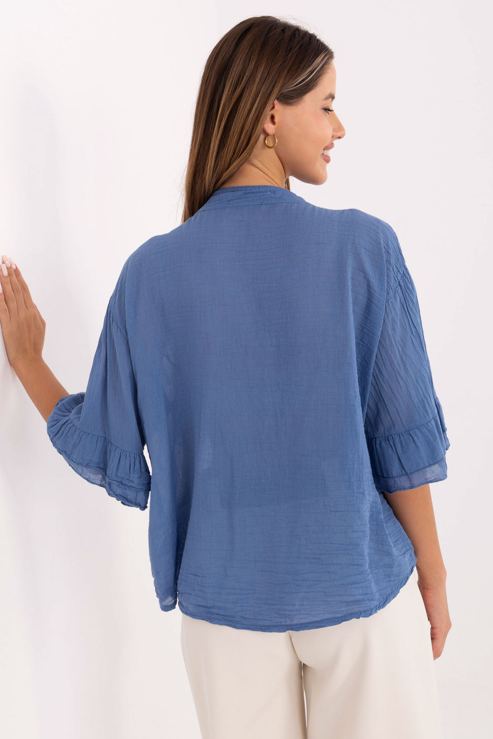 Koszula Damska Model MI-KS-92224.95 Dark Blue - Italy Moda - obrazek 3