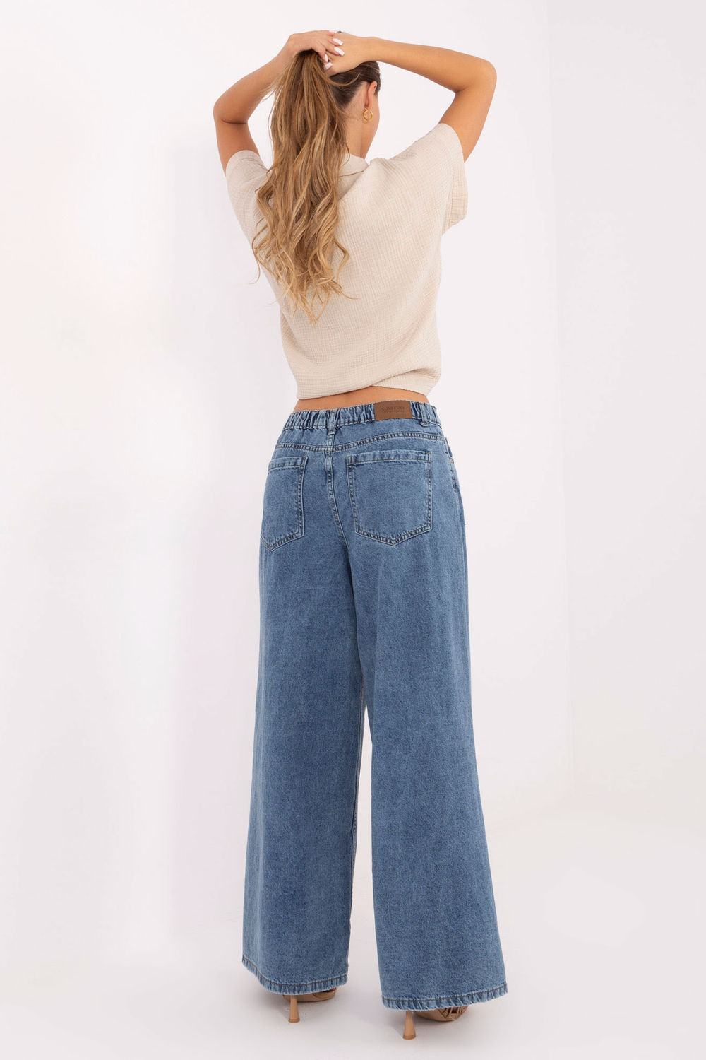 Spodnie Jeansy Damskie Model D80023BG62551M311 Blue - Sublevel - obrazek 3