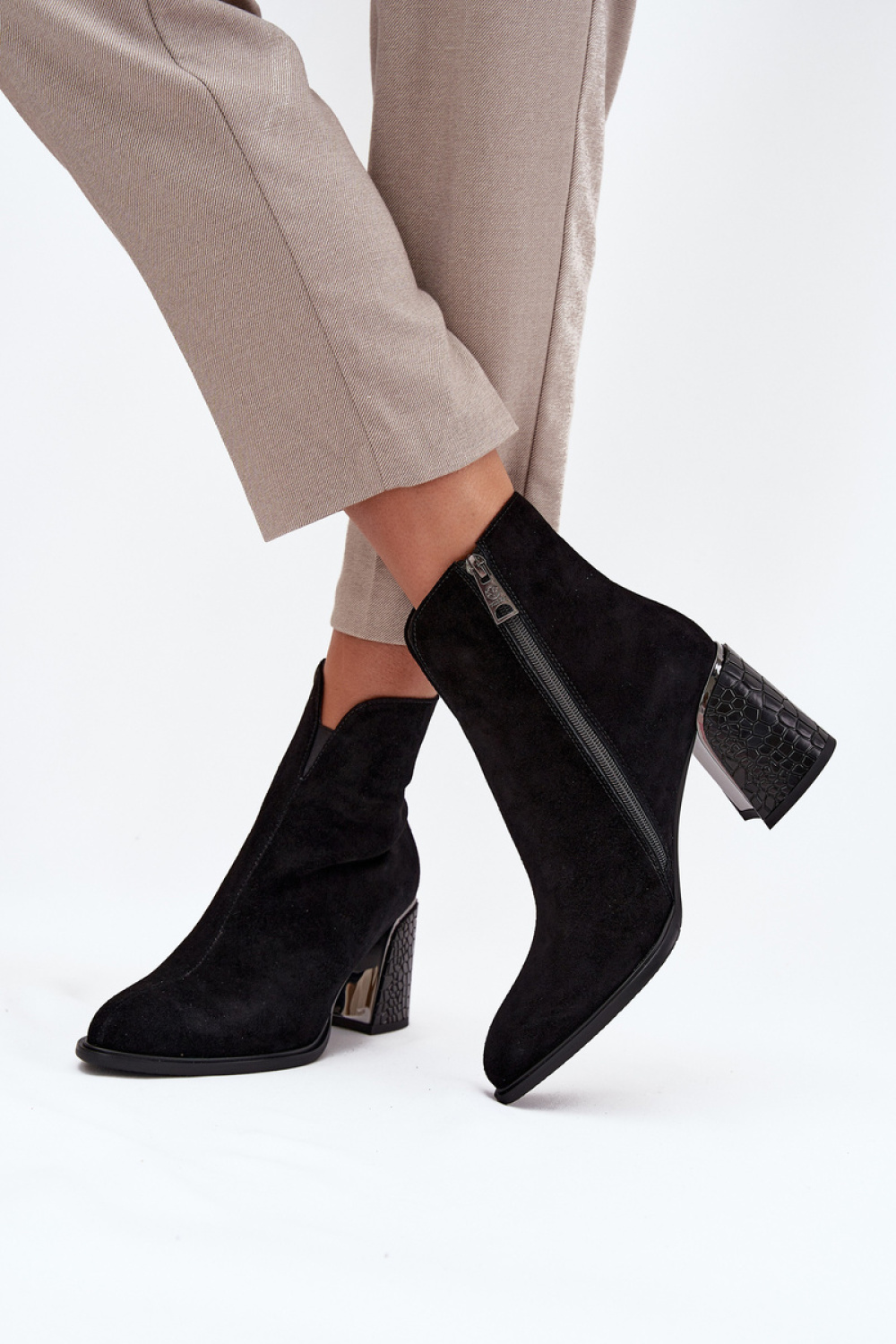 Botki Model Vinceza 66801 Black Zamsz - Step in style - obrazek 3