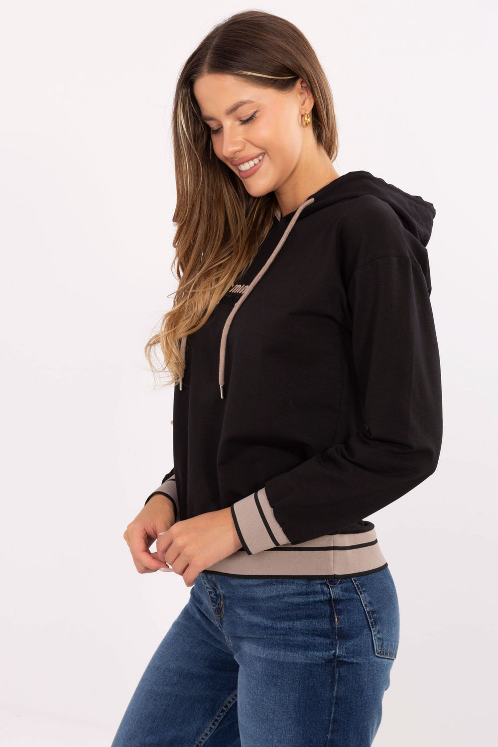 Bluza Damska Model RV-BL-A857.47 Black - Relevance - obrazek 2
